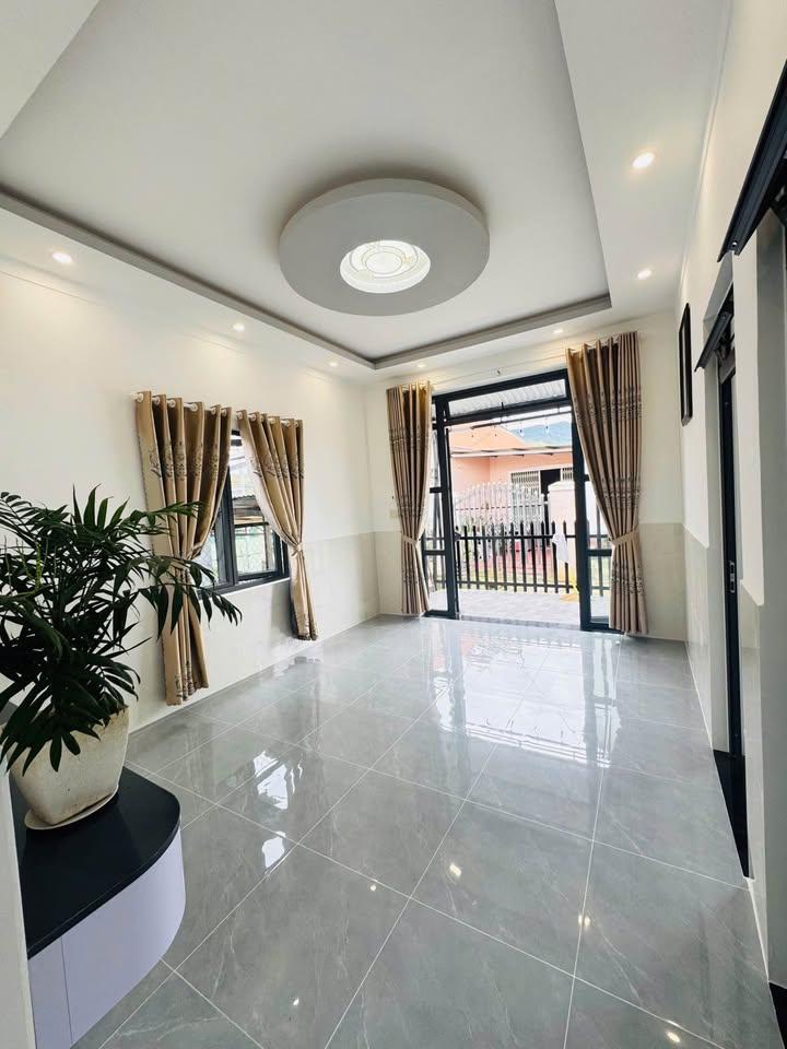 Nhà riêng đường Duy Tân, thị trấn Lạc Dương 100m² giá 1.6 tỷ - Sổ hồng chính chủ