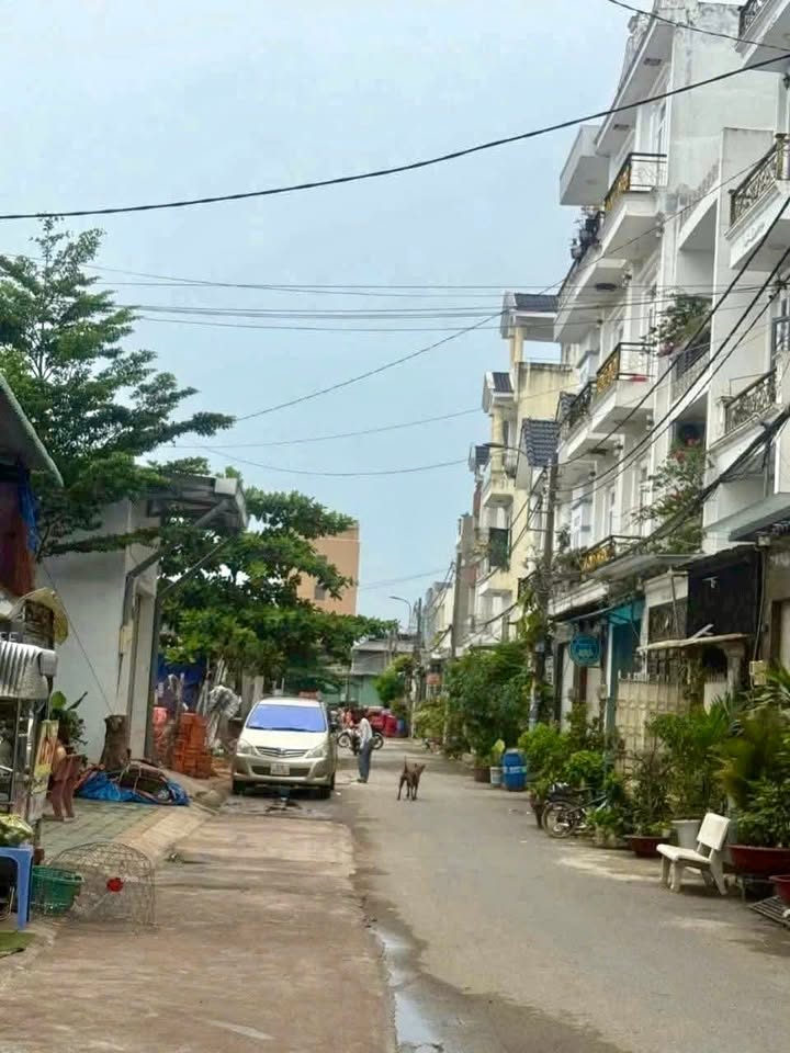 Đất mặt tiền đường nhựa 130m² giá 5.2 tỷ - Sổ hồng riêng chính chủ