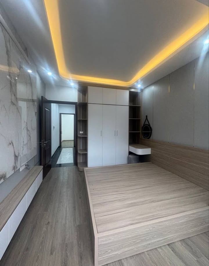 Nhà riêng Nguyễn Trãi, Nhân Chính 39m² giá 9 tỷ - Ngõ thông, vị trí đắc địa!