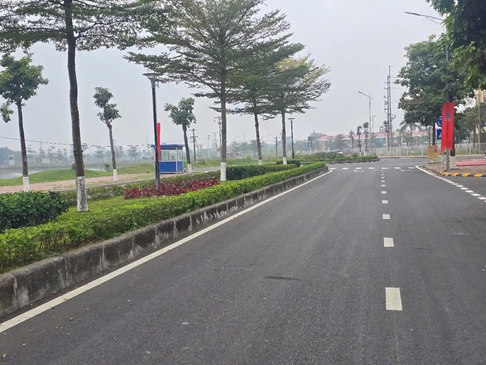 Nhà xây thô 4 tầng Viglacera Đông Phong, 90m² giá thương lượng - Đầu tư sinh lời tại Bắc Ninh!