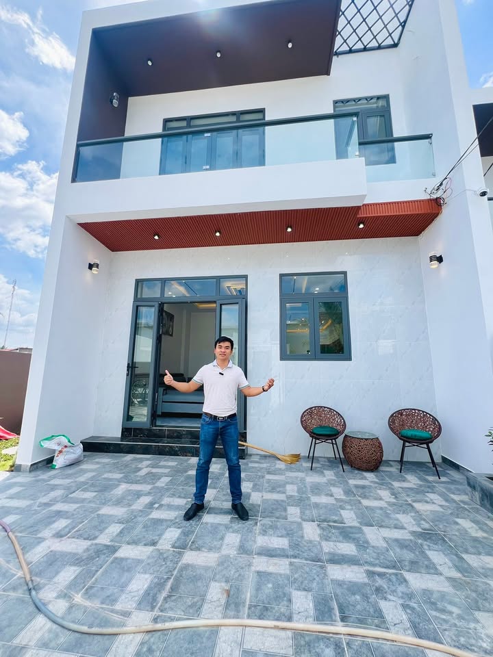 Nhà 2 tầng tại xã Diên Điền, 164m² chỉ 2.39 tỷ - Tiện nghi đầy đủ, sẵn sàng ở ngay!