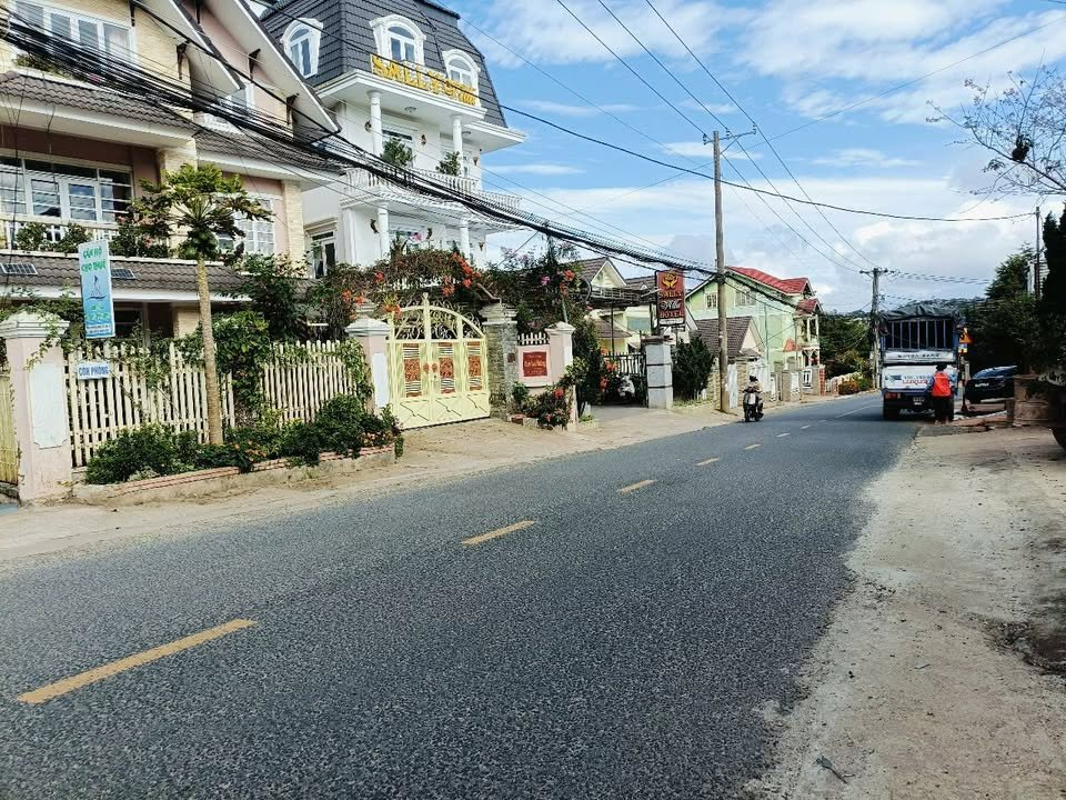 Nhà mặt tiền Triệu Việt Vương, Đà Lạt 414m² giá 25 tỷ - Vị trí đắc địa!