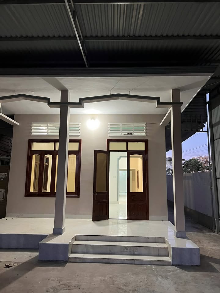 Nhà cấp 4 mới xây tại Đường N6, Tân An, 195m² giá chỉ 3.1 tỷ - Sẵn sàng vào ở!