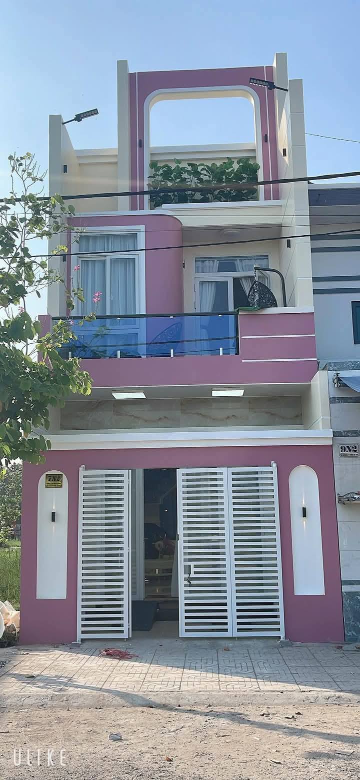 Nhà đẹp Phường Long Châu, Vĩnh Long 81m² giá 2.9 tỷ - Dọn vào ở ngay!