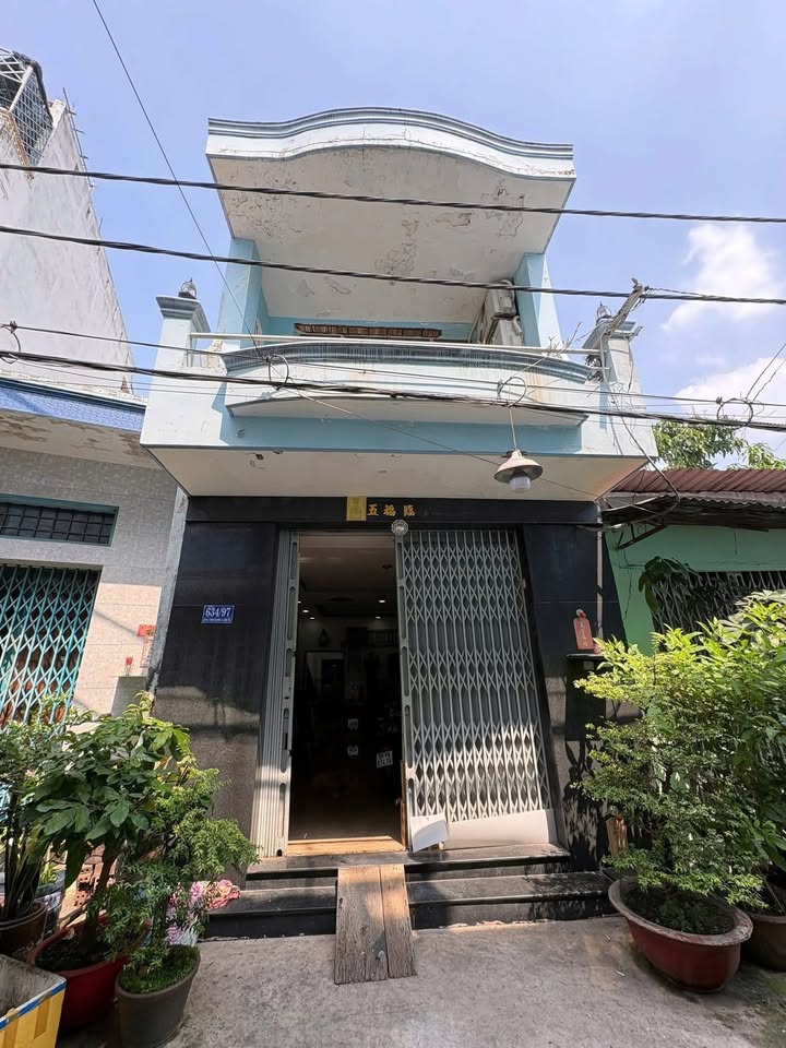 Nhà hẻm xe hơi 6m Tỉnh Lộ 10, Quận Bình Tân 56m² giá 4.48 tỷ - Chính chủ bán gấp!