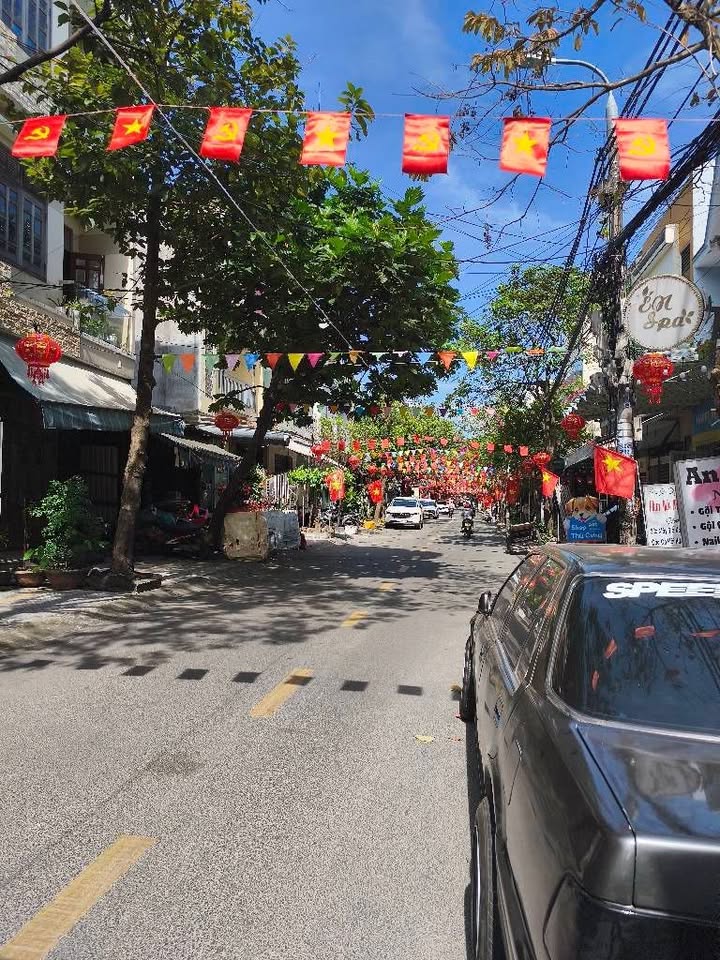 Nhà cấp 4 gác lửng Đặng Dung, 75m² giá 6 tỷ - Bán gấp, thương lượng nhẹ!