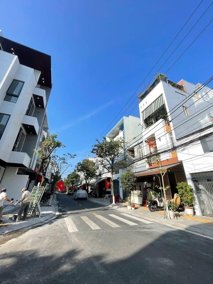 Nhà đẹp 3 tầng Hải Châu 74m² giá thương lượng - Đón Tết ngay!