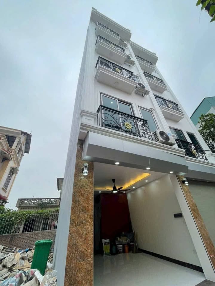 Nhà bán Phúc Diễn, Bắc Từ Liêm 32m² giá 8 tỷ - Thiết kế hiện đại, thang máy