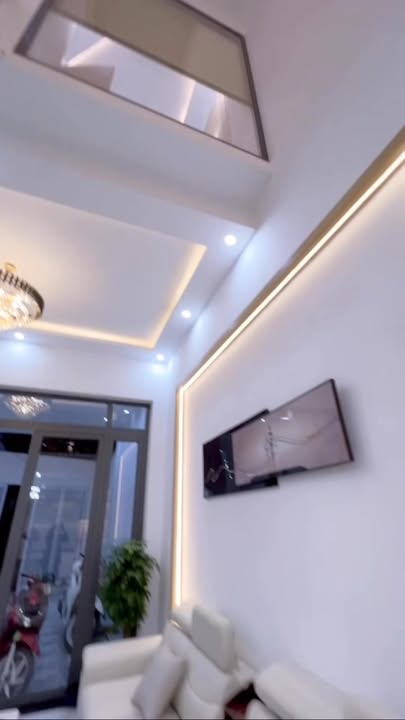 Căn nhà đẹp liền kề tại Tây Sơn, 90m² giá 5.65 tỷ - Kinh doanh cực tốt!