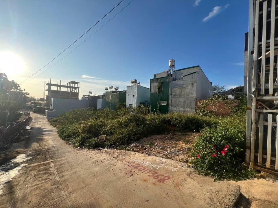 Đất nền Tân Lợi, Buôn Ma Thuột 90m² giá 2.5 tỷ - Cơ hội đầu tư tuyệt vời!