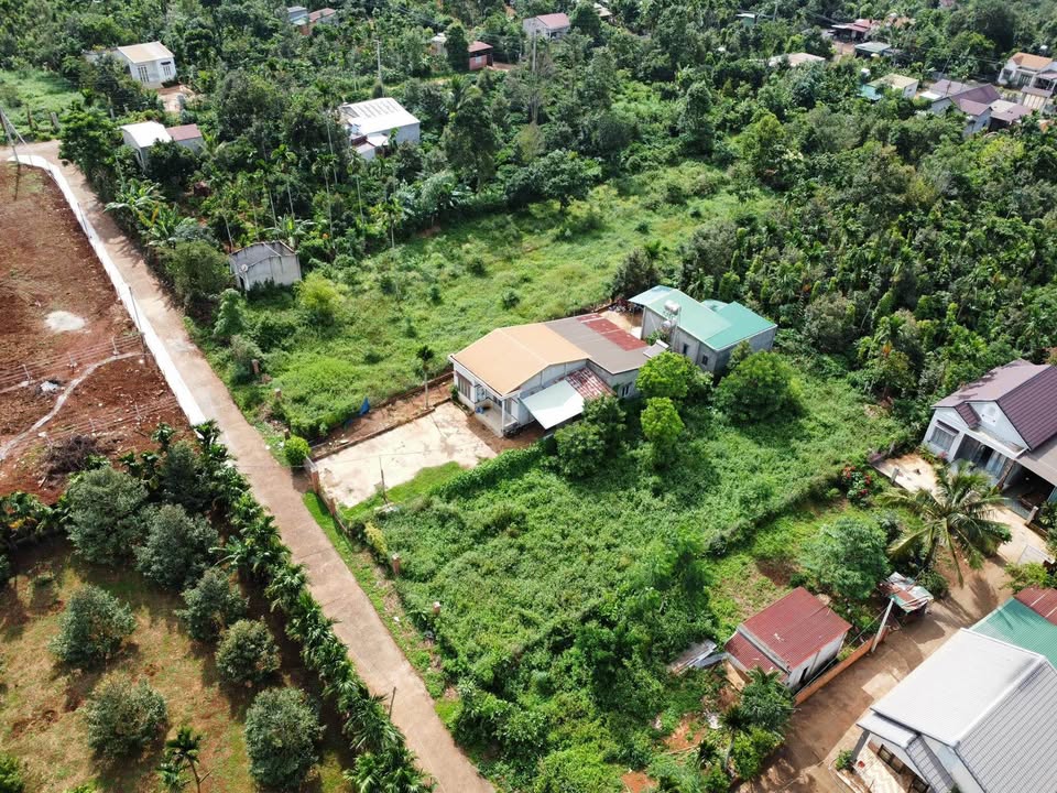 Đất nền Kom Leo, Hòa Thắng, Buôn Ma Thuột 943m² giá 2.15 tỷ - Đầu tư sinh lời ngay!