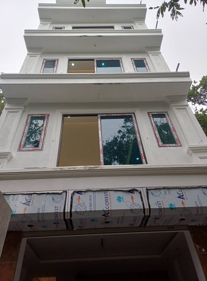 Nhà 6 Tầng Thang Máy 52m² Tây Mỗ - View Công Viên Tỷ Đô