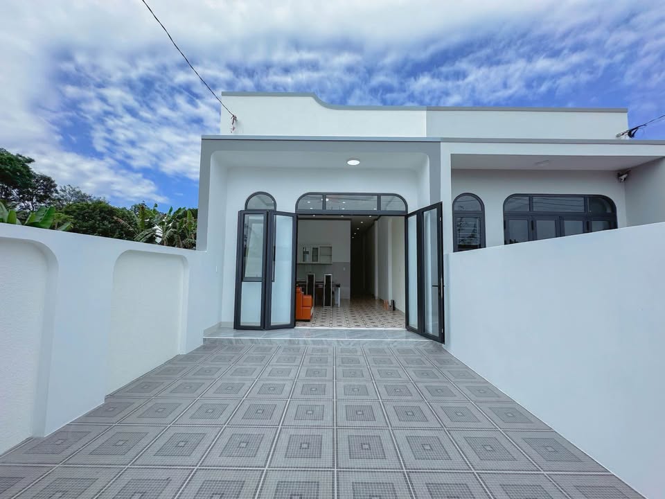 Nhà mới tại Phường Hàng Gòn, Long Khánh 125m² giá 1.45 tỷ - Sẵn sàng vào ở!