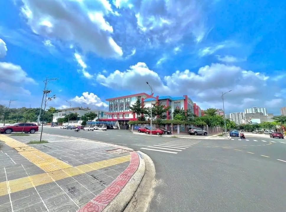 Đất nền Đông Nam, Khu tái định cư P10, Vũng Tàu 75,1m² giá 7,45 tỷ - Sổ đỏ chính chủ sang tên ngay!