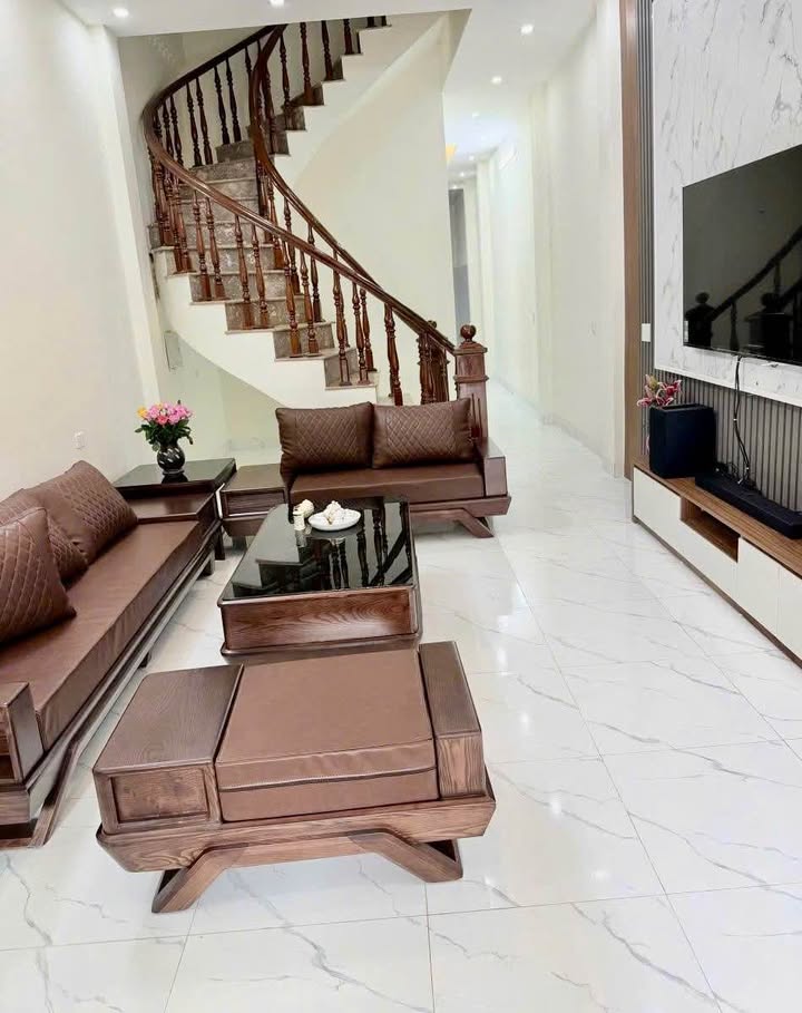 Nhà 3 tầng Phường Đông Thọ, TP Thanh Hóa 75m² giá 5 tỷ - Chính chủ, dọn về ở ngay!