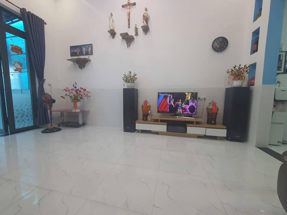 Nhà phố Bảo Lộc 208m² giá 2.35 tỷ - Sẵn sàng vào ở ngay!