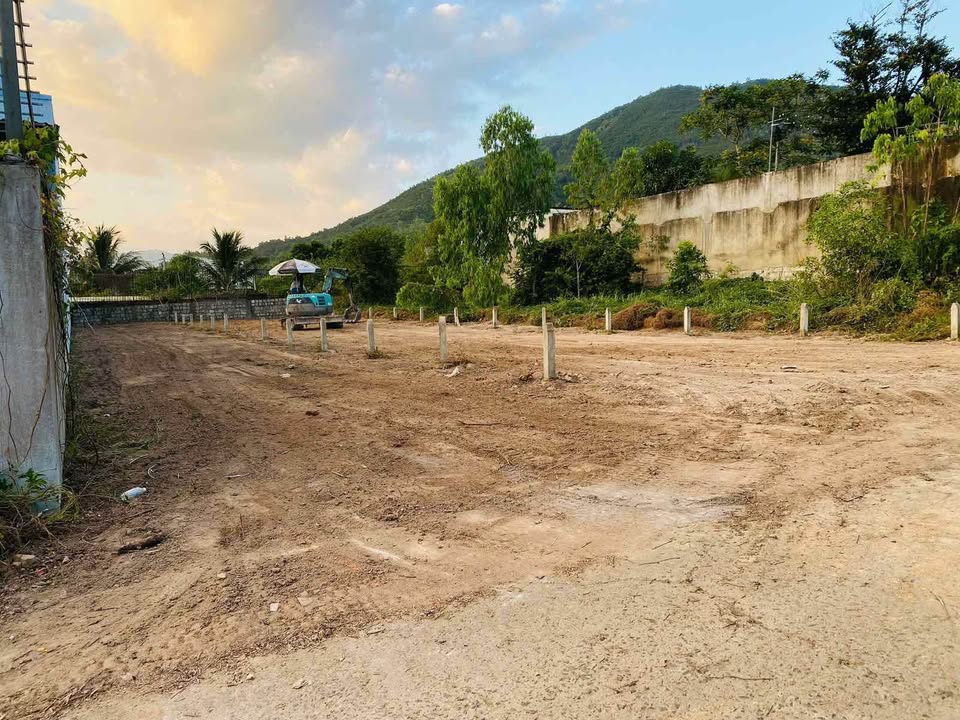 Đất nền Phước Đồng 565m² giá 16 triệu/m² - Sổ đỏ chính chủ, thương lượng tốt!