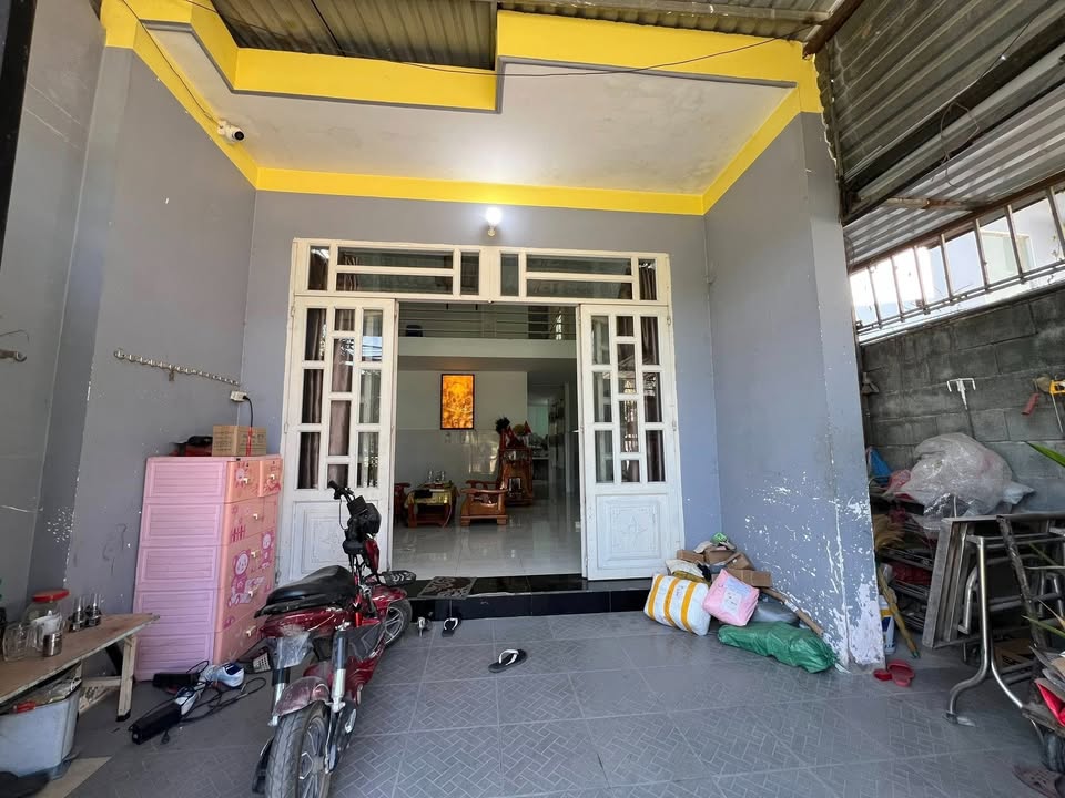 Nhà phố Vĩnh Phú, Thuận An 83.8m² giá 3 tỷ - Không gian sống thoáng đãng!