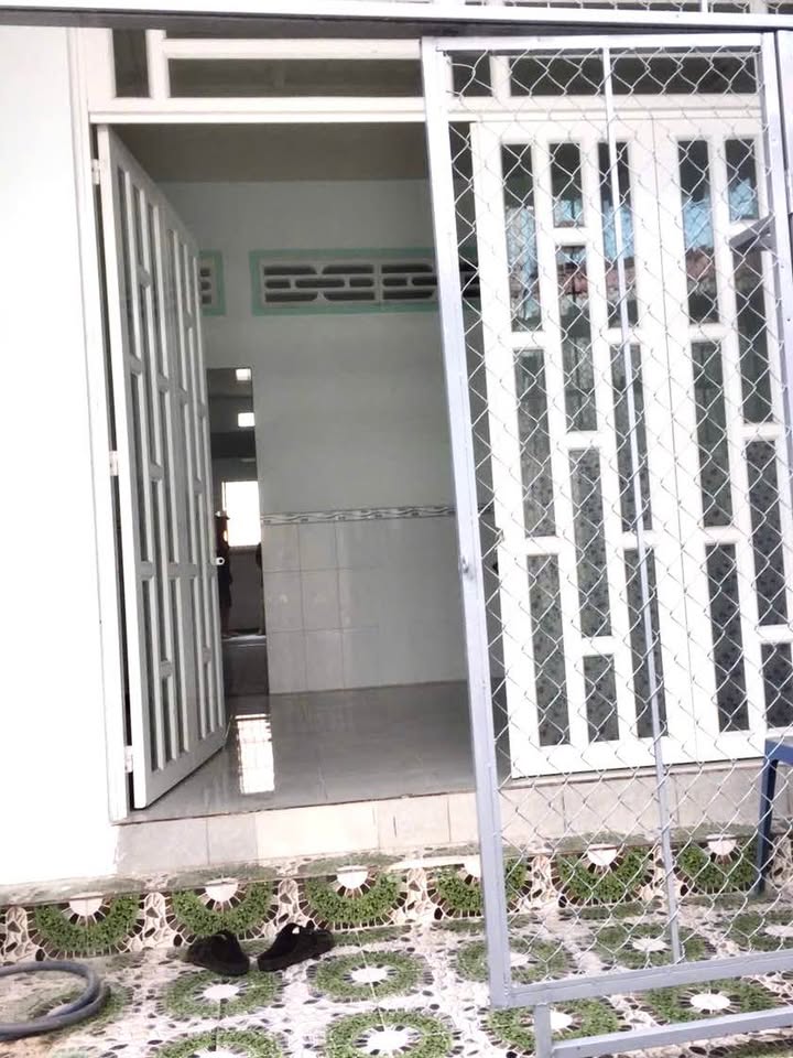 Nhà hẻm Phan Bội Châu, Bình Khánh, Long Xuyên 53.6m² giá 900 triệu - Thương lượng hợp lý!