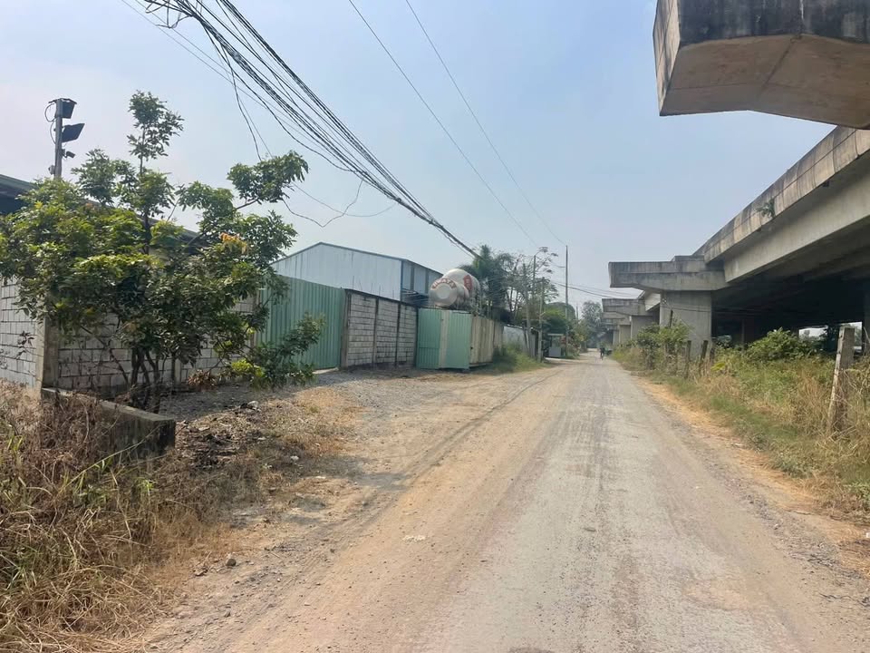 Đất nông nghiệp 2582m² tại Phước Lợi, Bến Lức - Giá chỉ 8.52 tỷ!