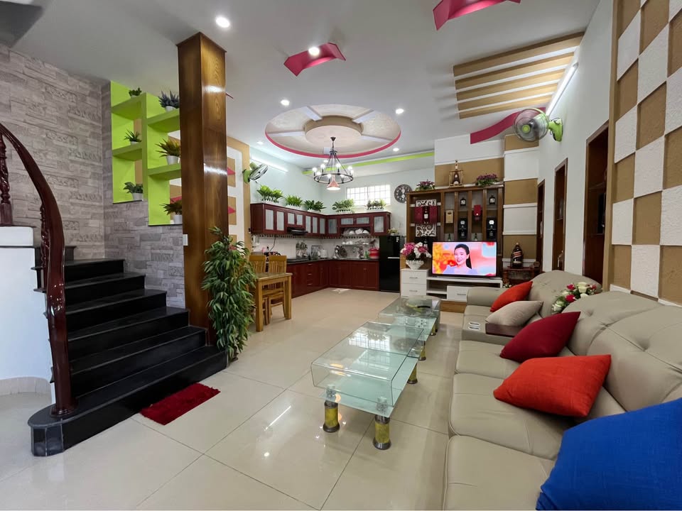 Nhà hẻm Đường Lê Hồng Phong, Vũng Tàu 43m² giá 5.6 tỷ - Gần trung tâm!