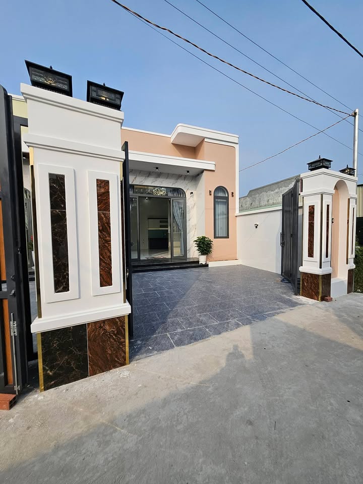 Nhà cấp 4 tại Thị trấn Long Điền, 132m² giá chỉ 1.95 tỷ - Không gian sống lý tưởng!