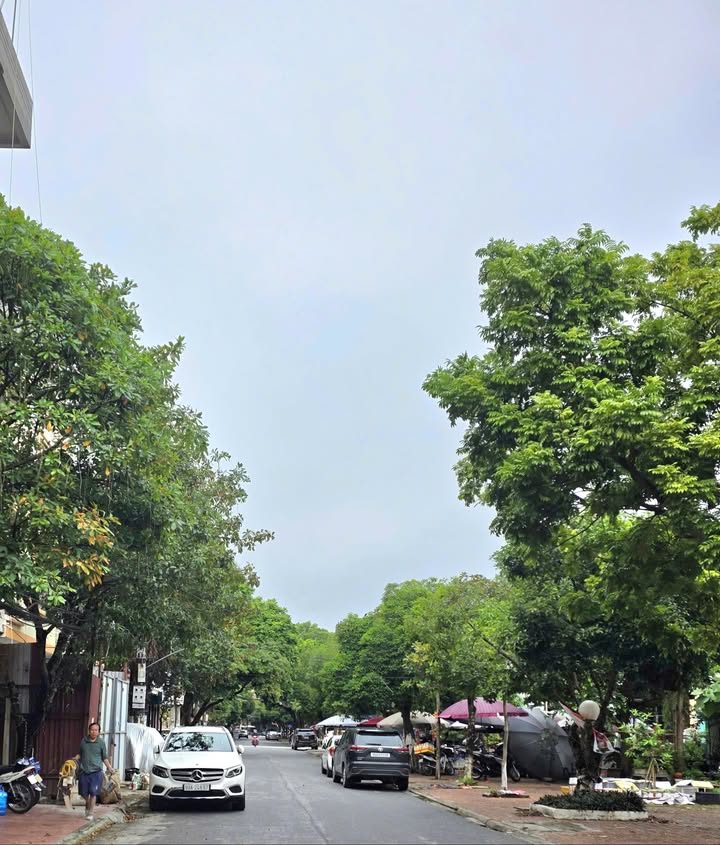 Bán nhà FrontHouse tại chợ Suối Hoa - Bắc Ninh, 73.7m² chỉ 1x tỷ