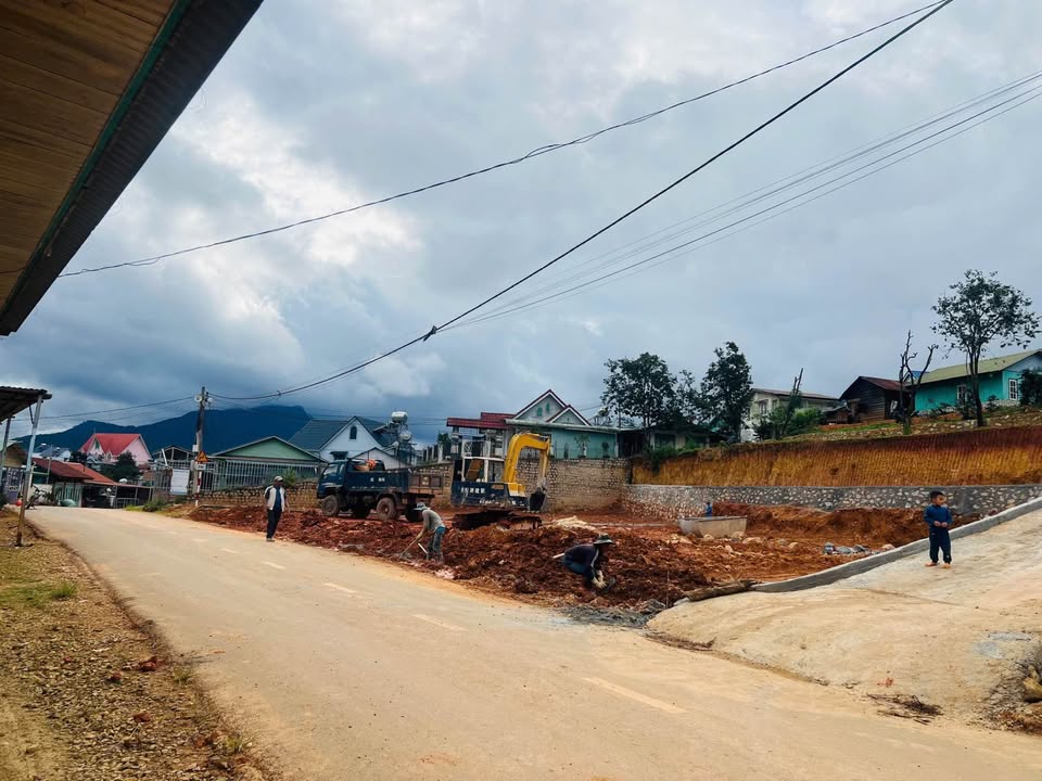 Lô đất 2 mặt tiền Đạ Sar 1090m² giá 6.5 tỷ - Cơ hội đầu tư tuyệt vời!