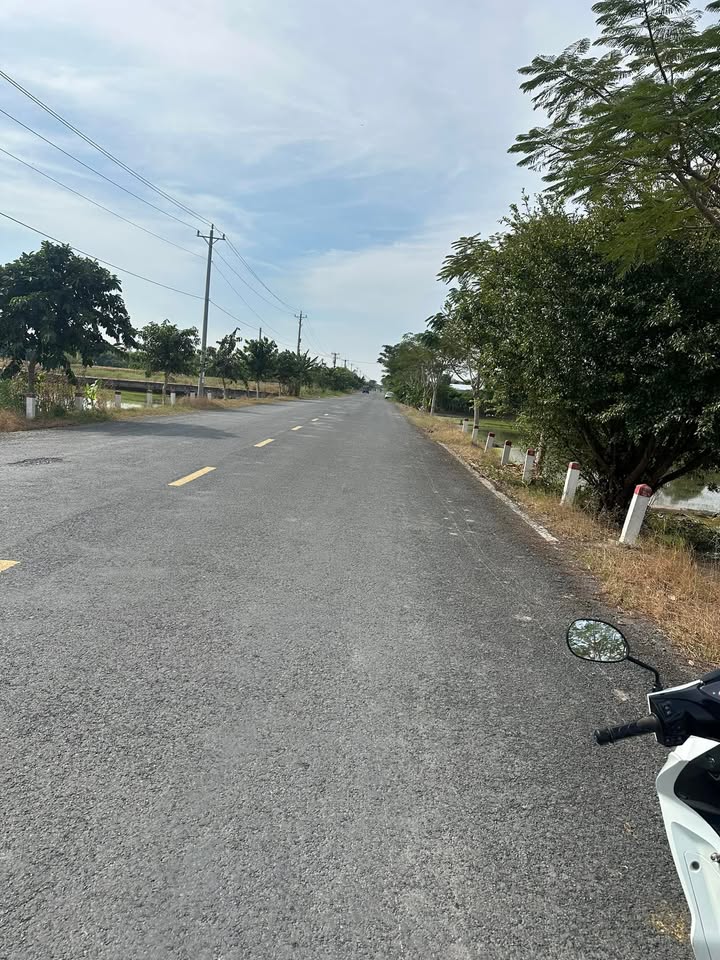 Đất nền xã Vĩnh Thạnh, huyện Lấp Vò, 700m² giá 1.3 tỷ - Cơ hội đầu tư tuyệt vời!