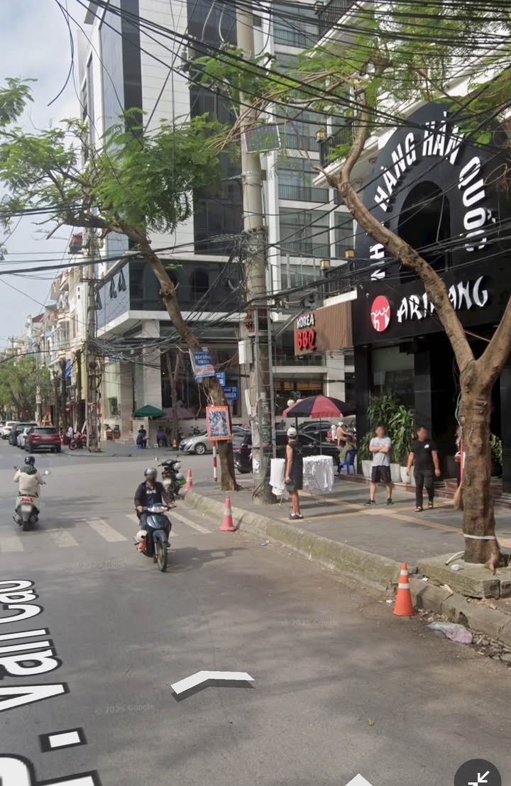 Cho thuê nhà mặt phố Văn Cao, Hải Phòng - 90m² full nội thất, kinh doanh đỉnh