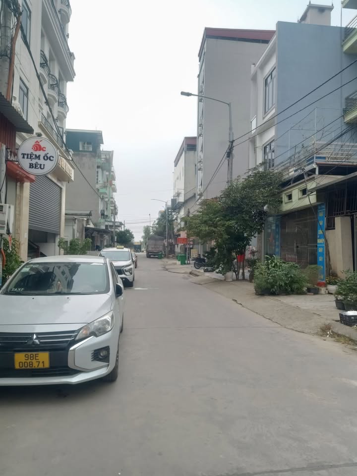 Nhà 3 tầng tại TDP Chùa - Nếnh, Bắc Ninh, 90m² - Sẵn sàng vào ở ngay!