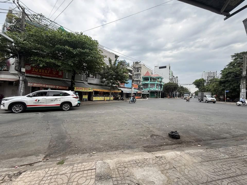 Mặt tiền kinh doanh Lê Quang Chiểu, Tân Phú 68m² chỉ 8.9 tỷ - Cơ hội đầu tư tuyệt vời!