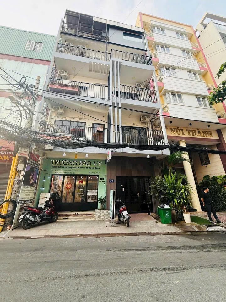 FrontHouse 3 Núi Thành, Tân Bình 105m² giá 32.5 tỷ - Kinh doanh sầm uất!