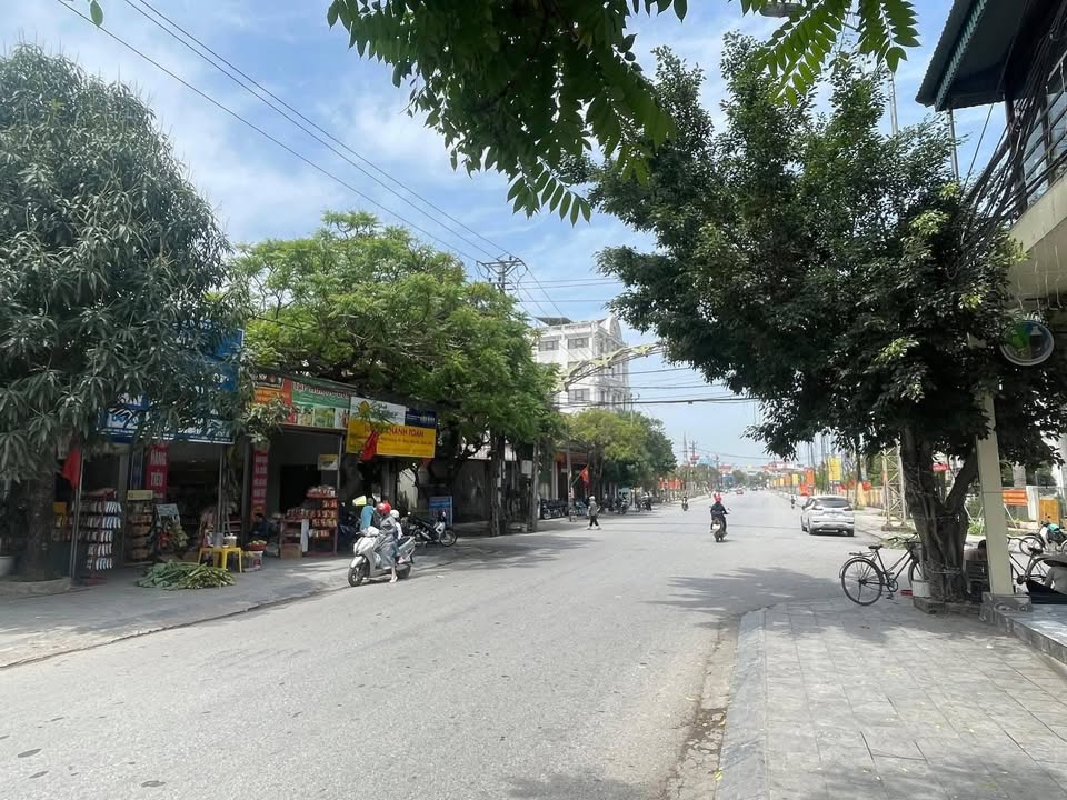 Bán nhà mặt đường 477, Thị trấn Thịnh Vượng, Ninh Bình 90m² - Kinh doanh tốt!