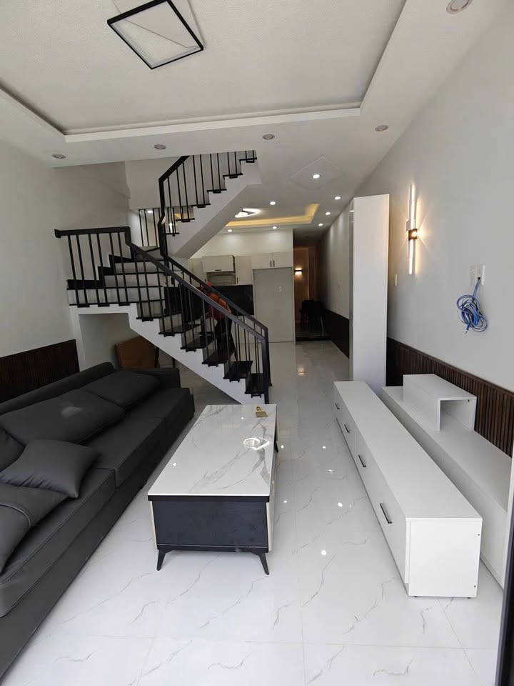 Nhà mới đường Quang Trung, Đà Lạt 65m² giá 4.1 tỷ - Sổ xây dựng chính chủ!