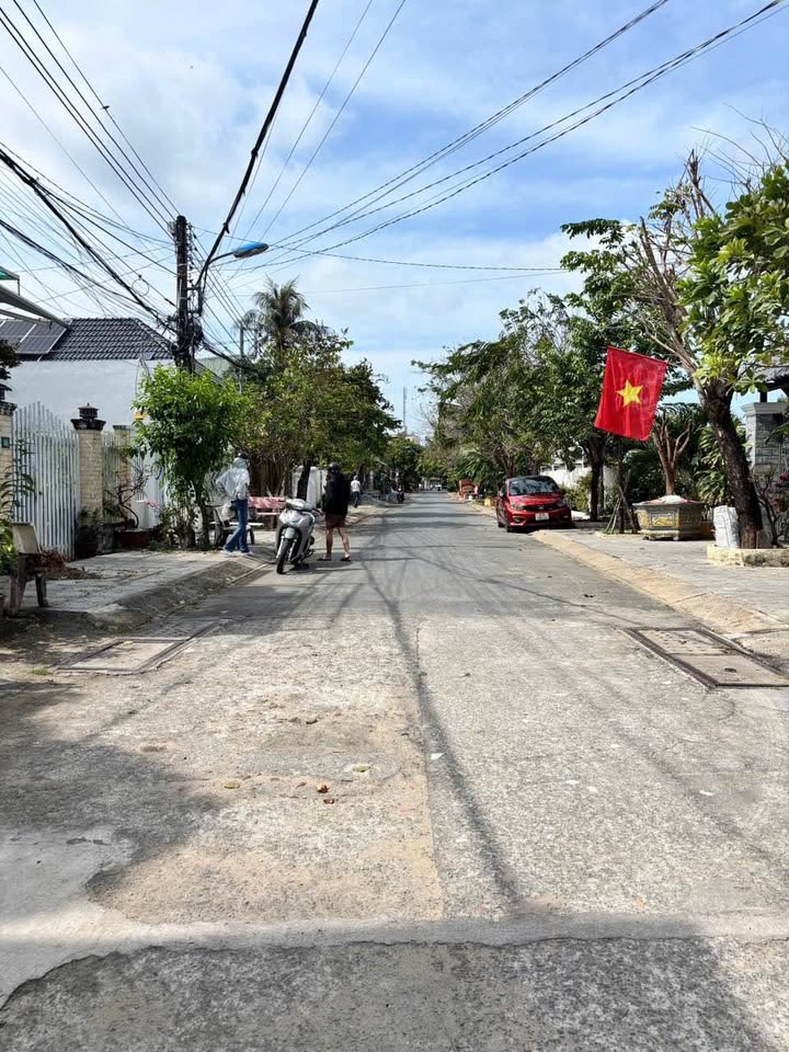 Nhà mặt tiền Đặng Trần Côn, Rạch Giá 33m² giá 980 triệu - Sẵn sàng vào ở!