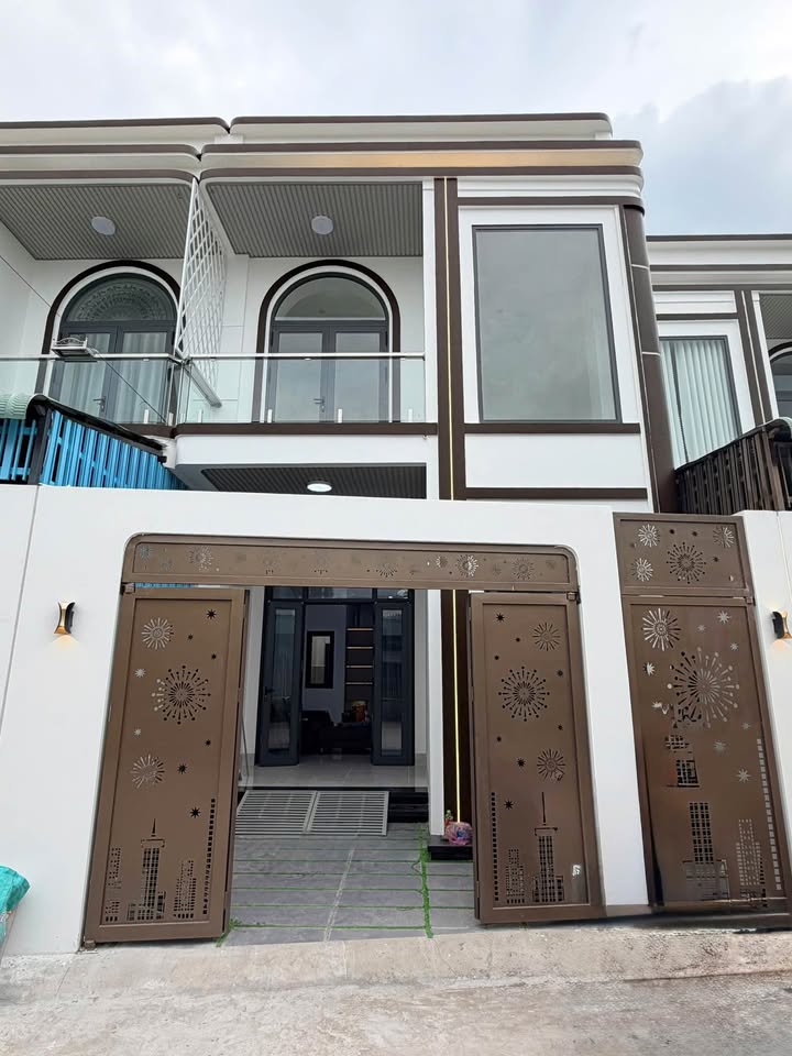 Nhà mới 100% tại Phường 3, Vĩnh Long - Giá 2.999 tỷ - Sẵn sàng vào ở ngay!