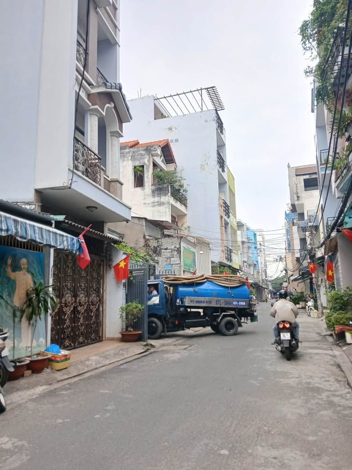 Nhà mặt tiền đường Vườn Lài, Tân Phú 81m² giá 8 tỷ - Tiện xây mới theo nhu cầu!