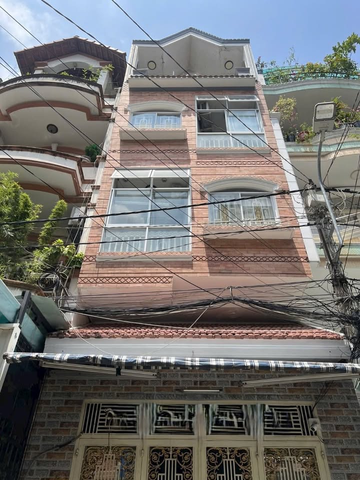 Nhà mặt hẻm Dương Đình Nghệ, Quận 11, 60m² giá 13.2 tỷ - Vị trí kinh doanh đỉnh cao!