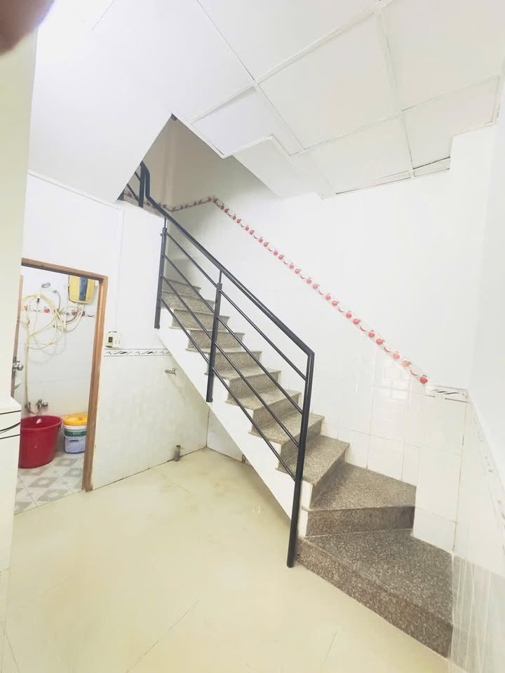 Nhà hẻm 154 Âu Dương Lân, Quận 8, 36m² giá 4.5 tỷ - Sổ hồng chính chủ, thương lượng ngay!