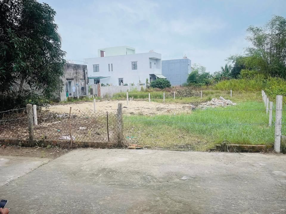 Đất Biển Bình Minh, Quảng Nam 230m² giá 2 tỷ - Tiện xây nhà vườn gần biển