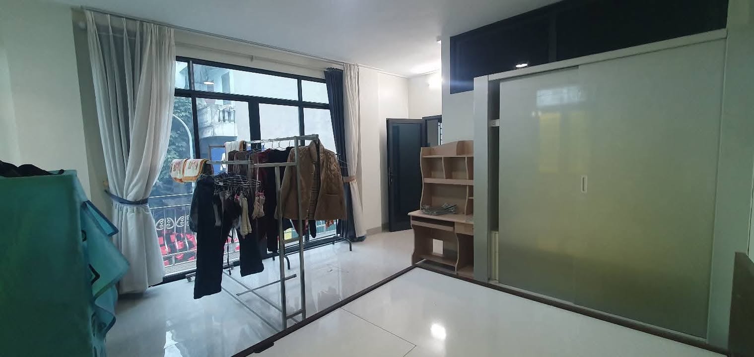 Phòng cho thuê Văn Phú - Hà Đông 30m² giá chỉ 3 triệu - Nội thất đầy đủ, vào ở ngay!