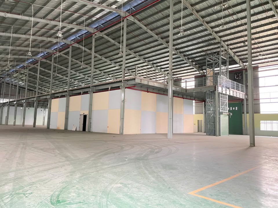 Kho xưởng cho thuê tại KCN Long An 3200m² giá chỉ 73.661 triệu/tháng - Cơ hội đầu tư hấp dẫn!