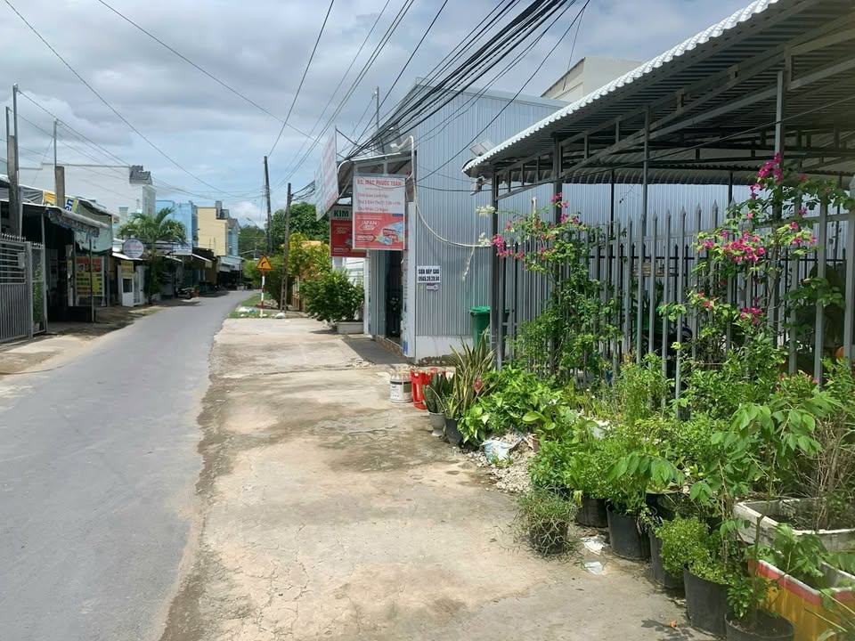 Dãy nhà trọ 14 căn tại chợ Cầu Sập, diện tích 450m² - Đầu tư sinh lời ngay!