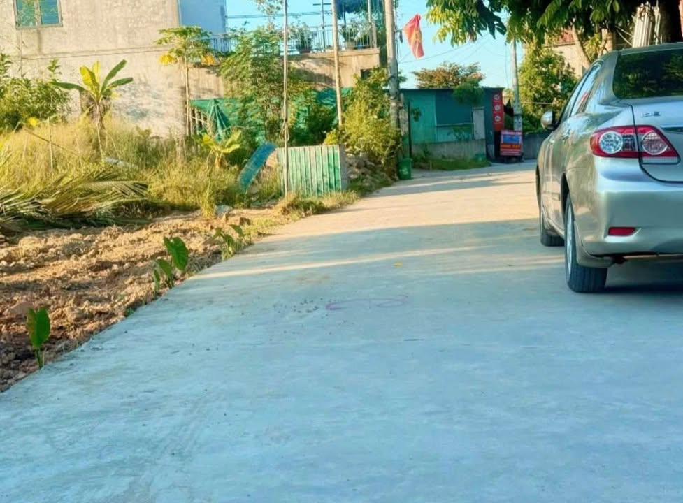 Đất nền Nam Tiến Hà Tĩnh 117,6m² giá 25xx triệu - Đường thông rộng, hướng Tây Bắc!