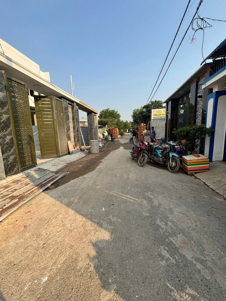 Nhà đẹp Trảng Bom 120m² giá 2.15 tỷ - Sẵn sàng vào ở ngay!