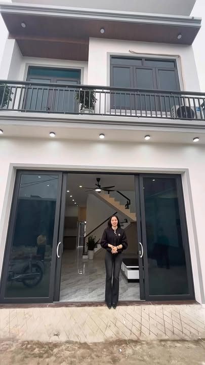 Nhà 2 tầng hiện đại đường Phan Thúc Trực - 61.5m² - Đầy đủ tiện nghi