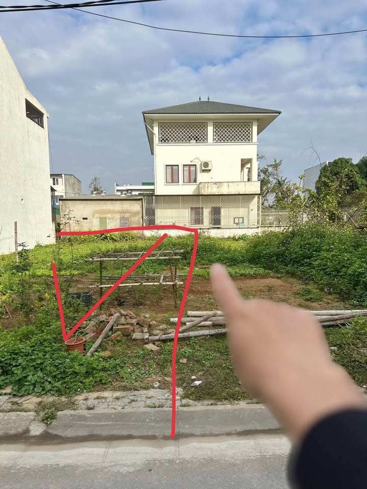 Đất nền khu biệt thự Hưng Lộc, Vinh 174.6m² giá 9.25 tỷ - Đầu tư sinh lời ngay!