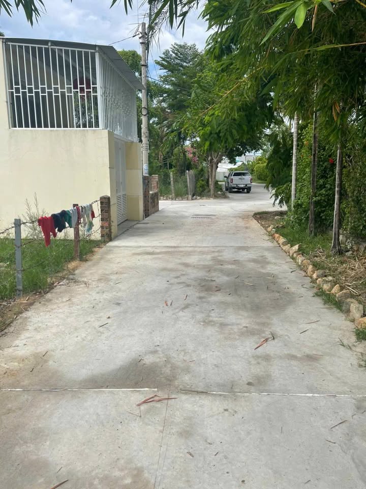 Đất nền lô góc đường Nhà Nghĩa, Vĩnh Thạnh 121.5m² giá 2.45 tỷ - Khu biệt thự yên tĩnh