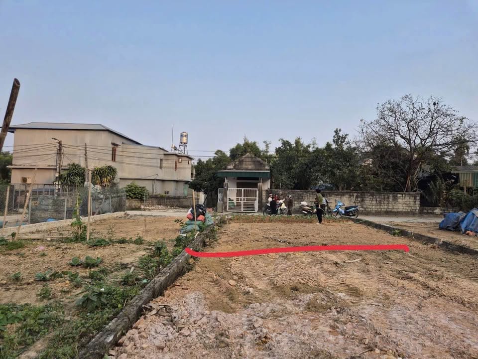 Đất nền Phường Thịnh Đán 148m² giá 2.1 tỷ - Đường rộng ô tô vào tận nơi!